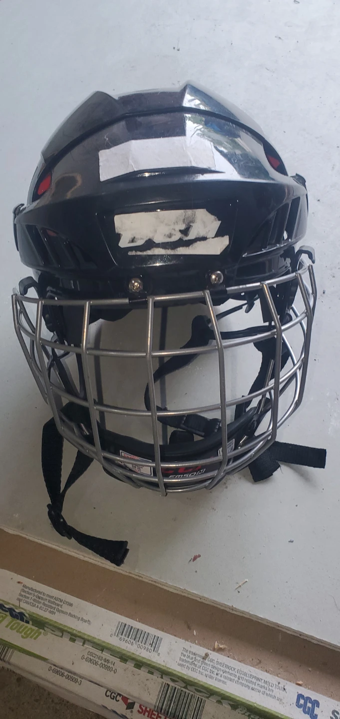 CCM Black Hockey Helmet with Cage - photo 3