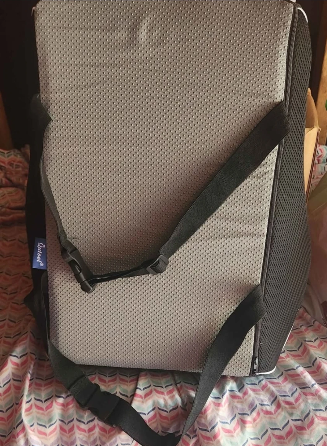 Outsole Chair back support