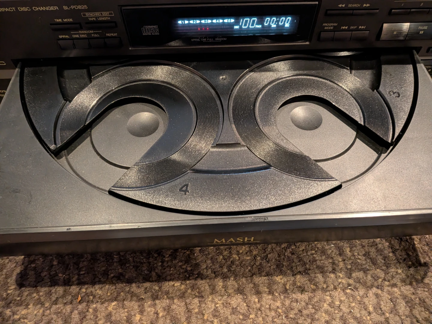 Technics cd changer - photo 3