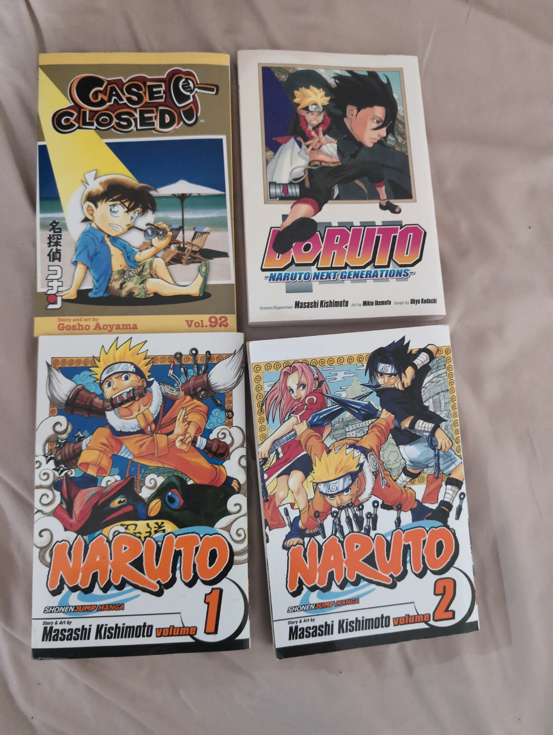 Case Closed and Naruto Manga Set