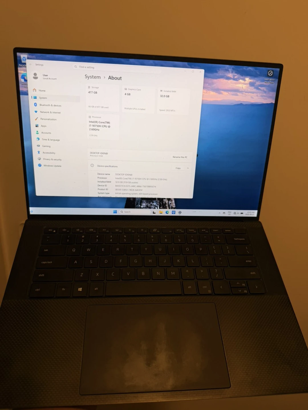 Dell Precision 5550 - photo 2