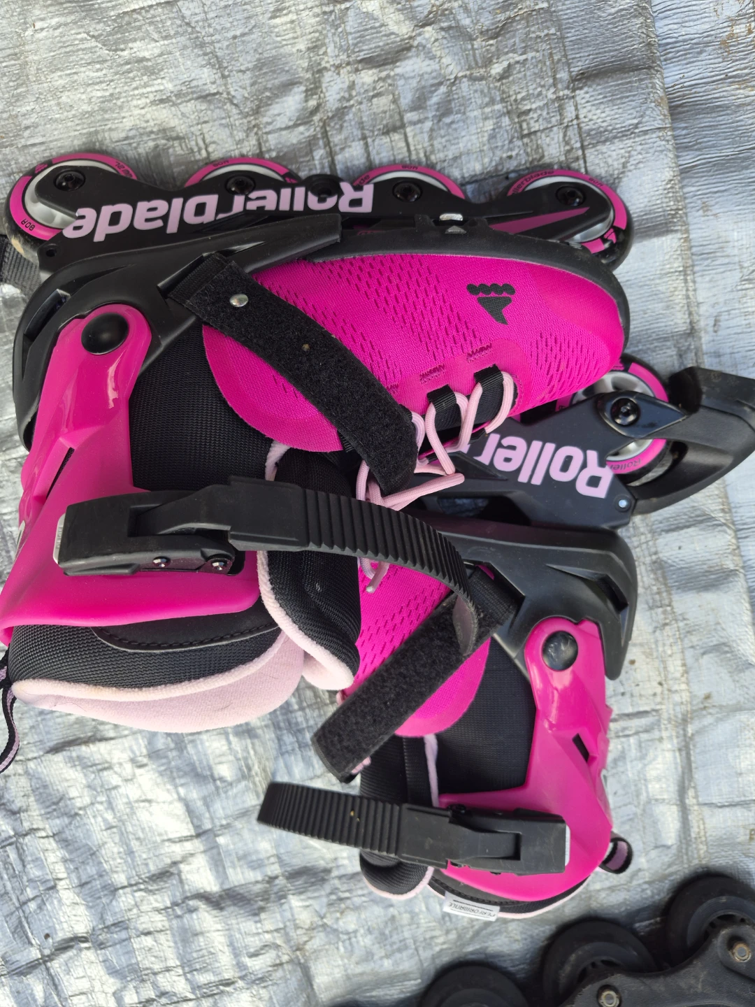 Rollerblade Skates - Pink/Black Size US 2 - photo 2