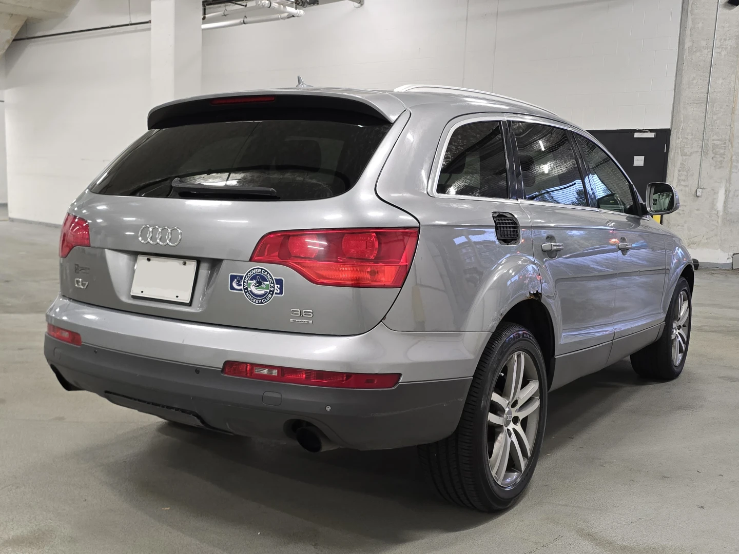 Audi Q7 2008 AWD Clean Title 7 seats - photo 4