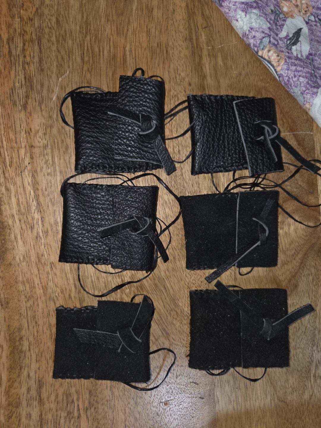 Set of 17 Leather Pouch Necklaces - photo 2