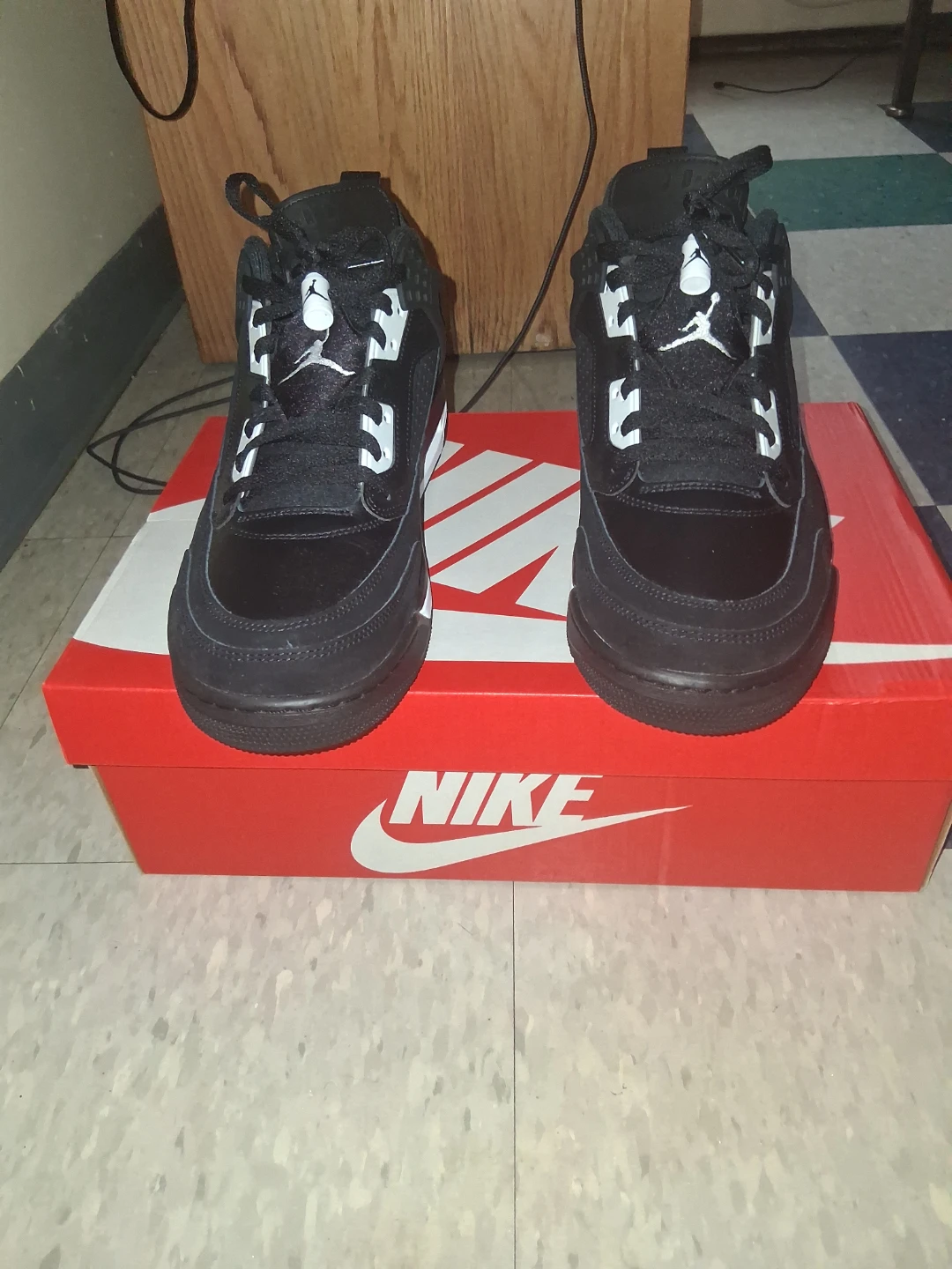 Jordan Black Sneakers