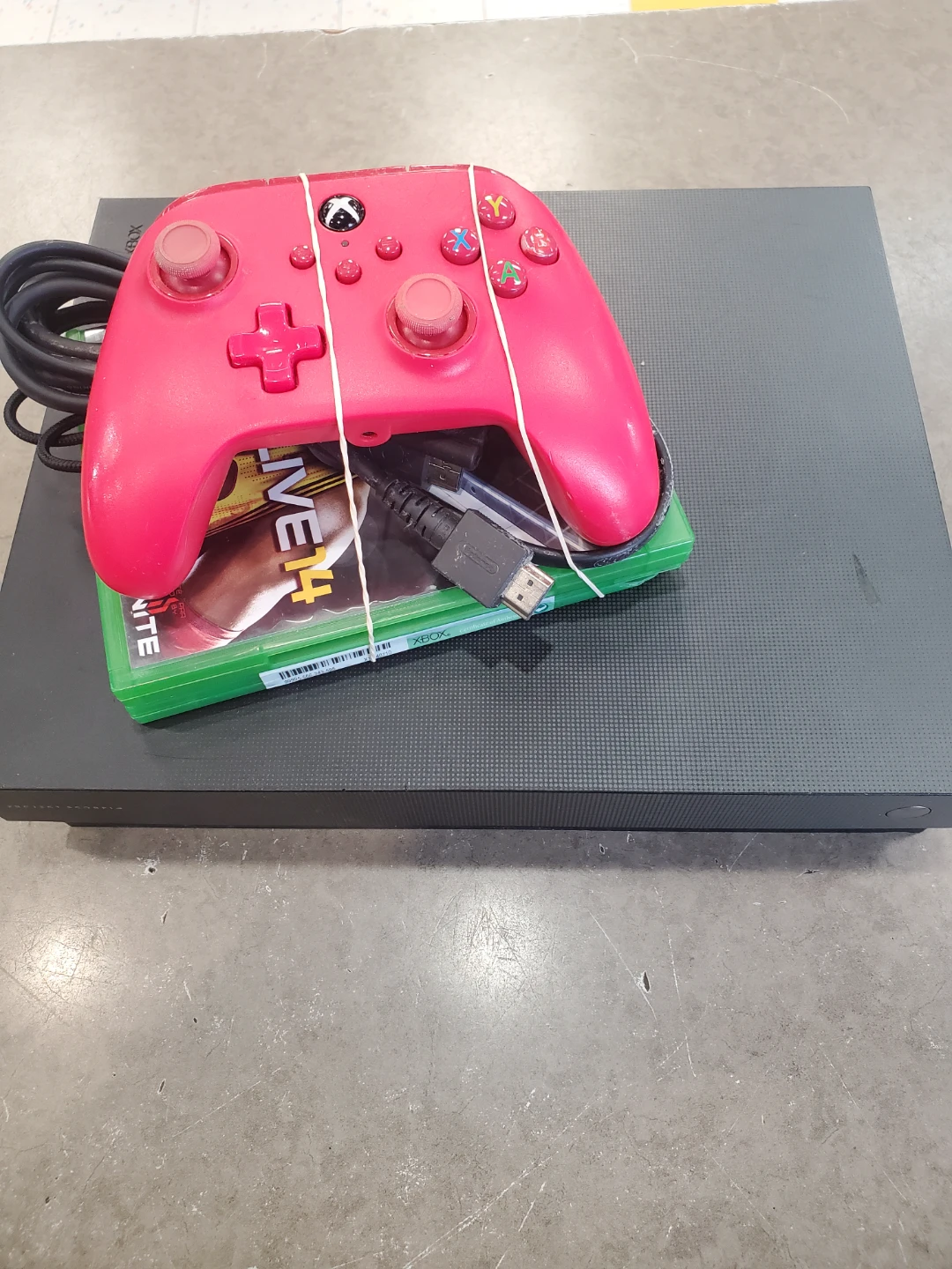 Xbox One X Project Scorpio Edition Console - photo 4