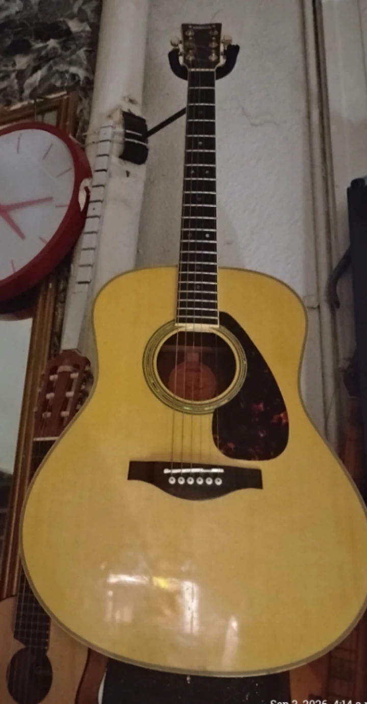 Yamaha LL16+ acoustic guitar - photo 4