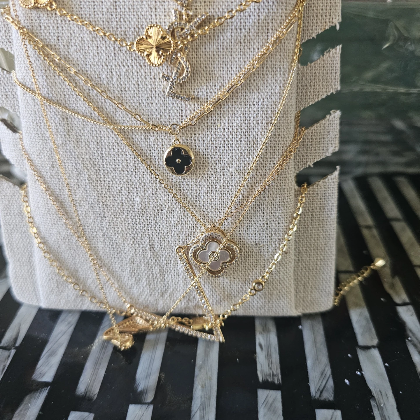 Collection of assorted fashion necklaces - photo 3