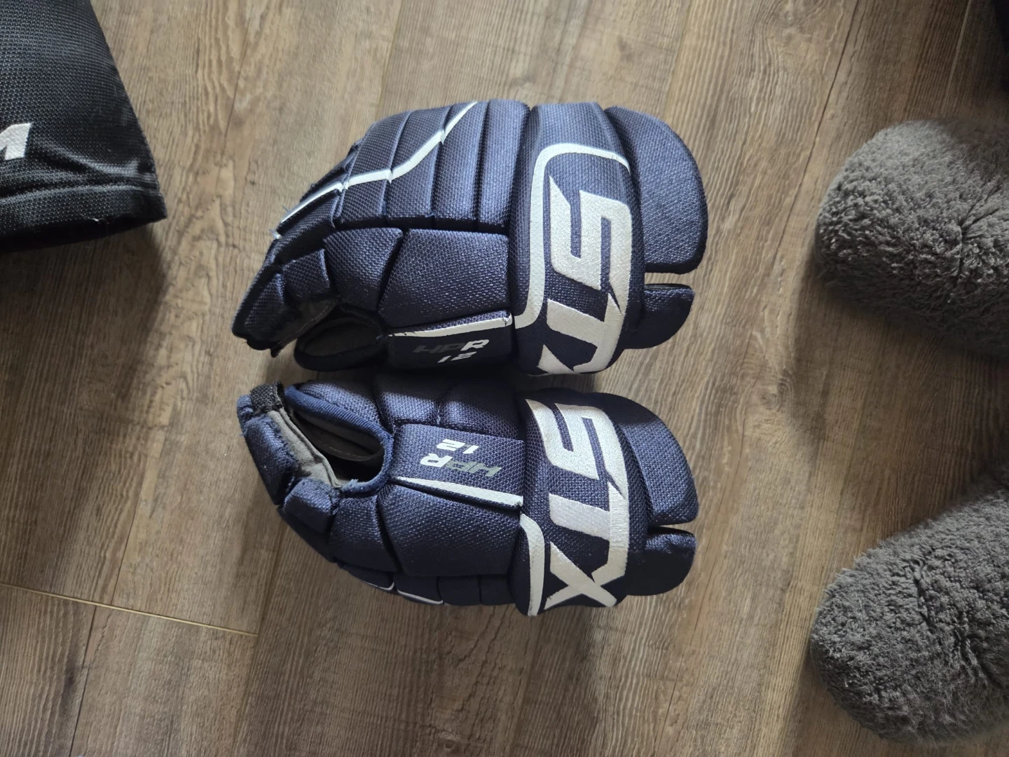 STX Hockey Gloves