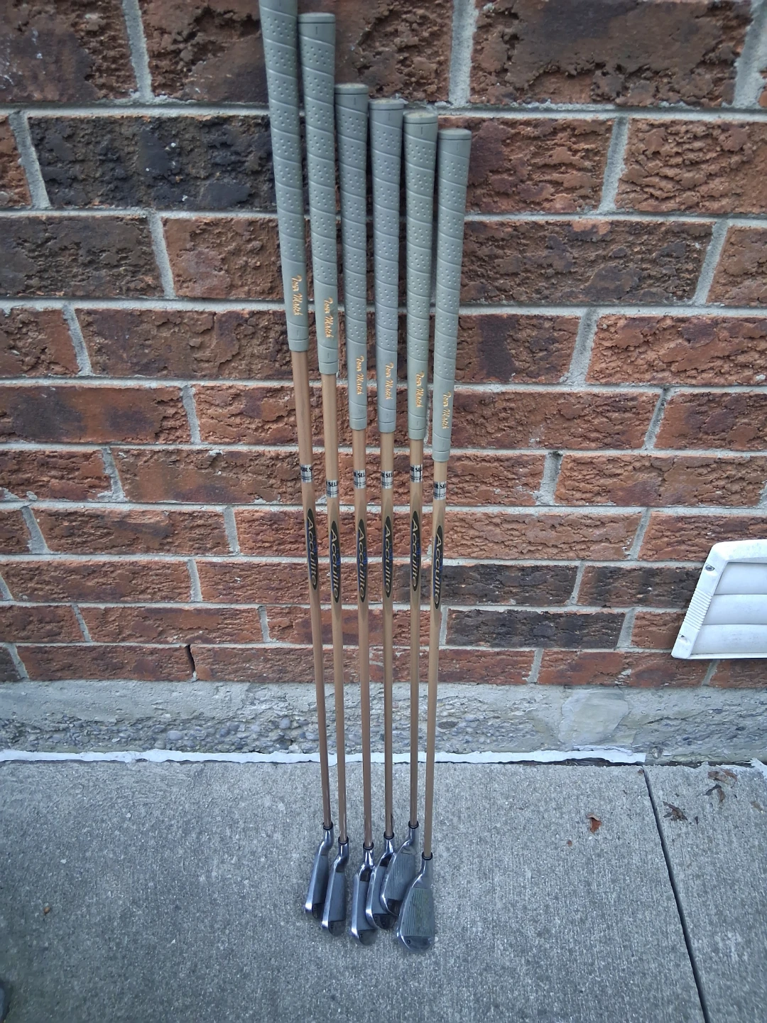 Golf clubs