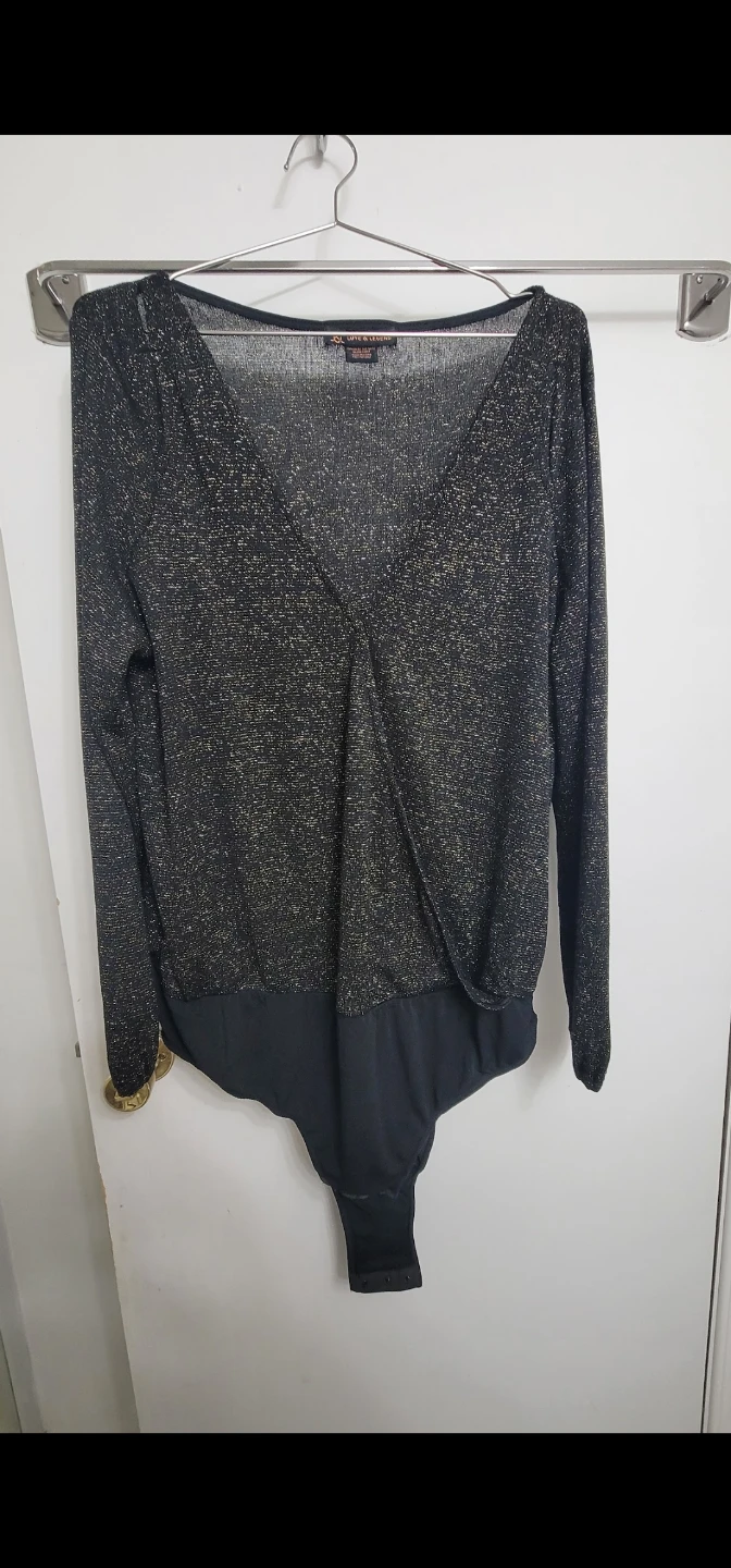 LOVE & LEGEND Women's Sparkly Long Sleeve Bodysuit Size M