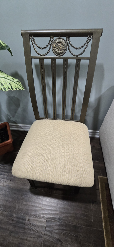 Metal dining table and 4 chairs set - photo 4