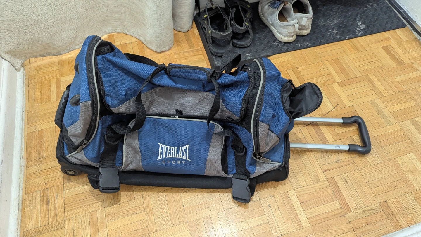 Used Large Rolling Travel Duffel Bag Sports Gym - photo 2
