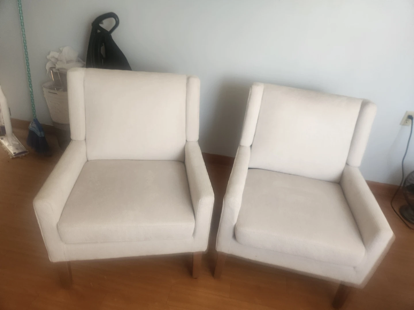 Set of 4 Cream Fabric Armchairs - photo 3