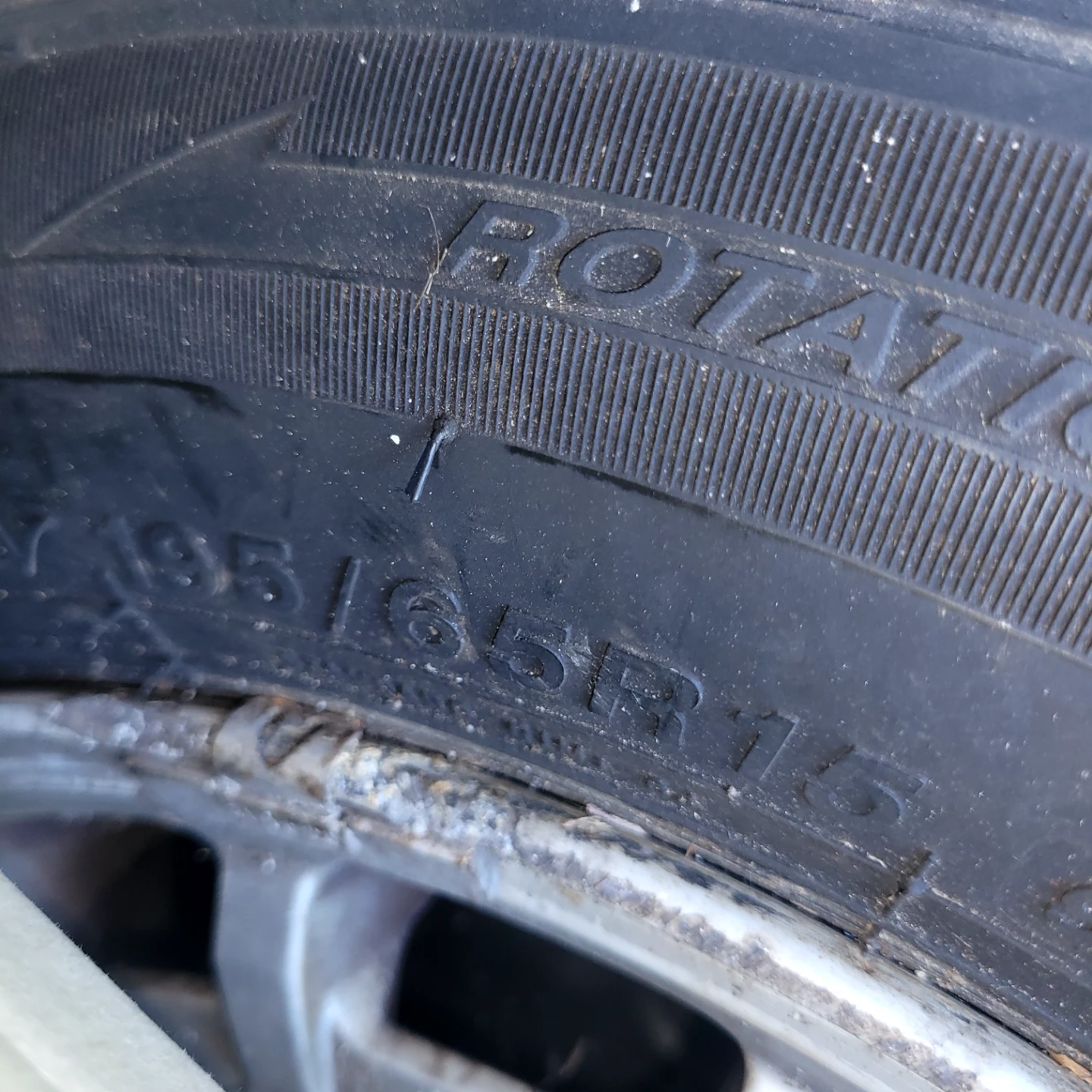 Set of 4 Tires 195/65R15 - photo 2