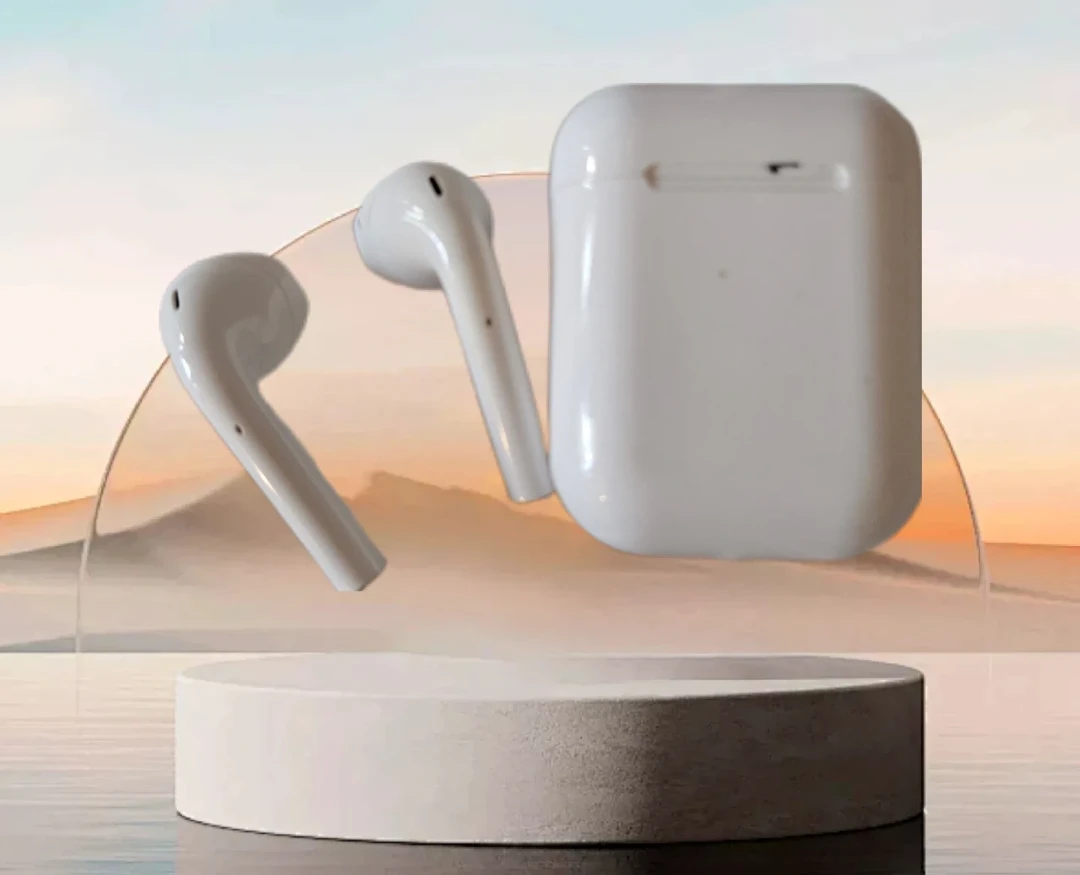 Apple AirPods with Charging Case - photo 2