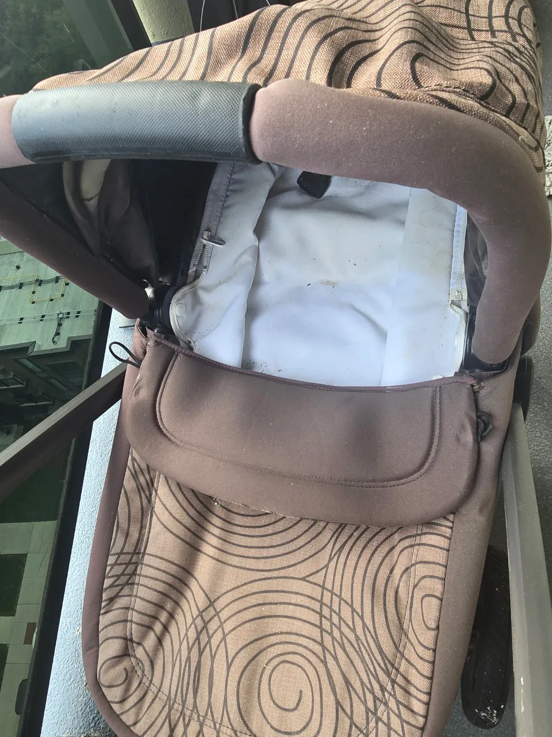 Peg Perego Stroller, bassinet and  Car Seat and base. - photo 2