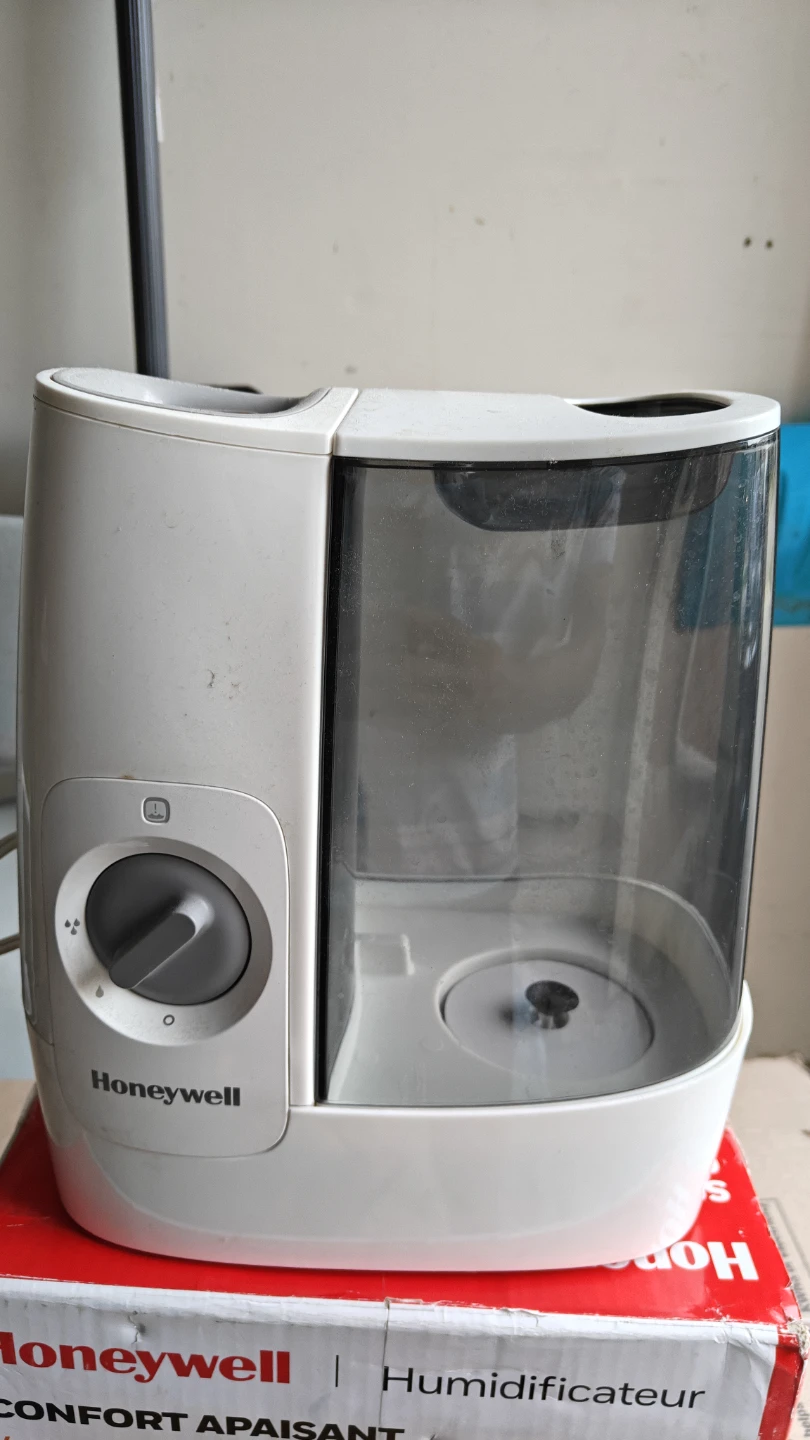 Honeywell Warm Mist Humidifier - photo 2