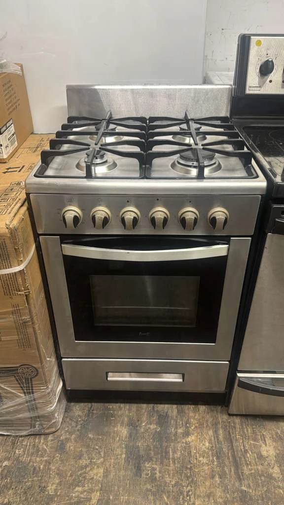 Avanti 24in wide 4-Burner Gas Range Oven