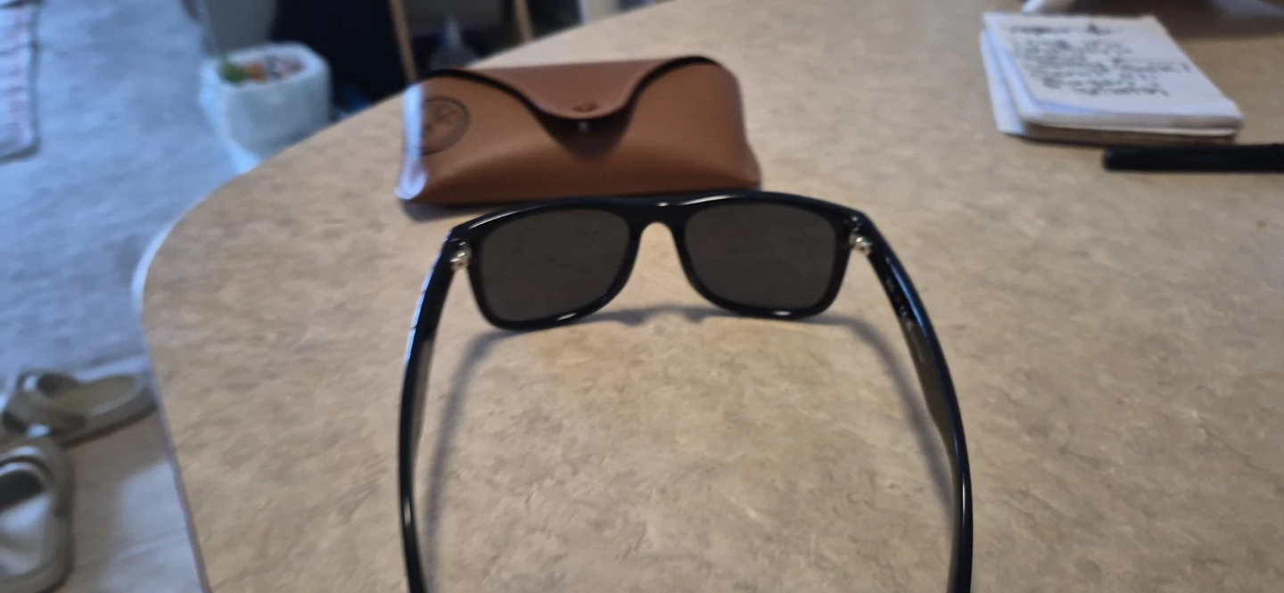 Original Ray-Ban Sunglasses with Case for Asians - photo 5