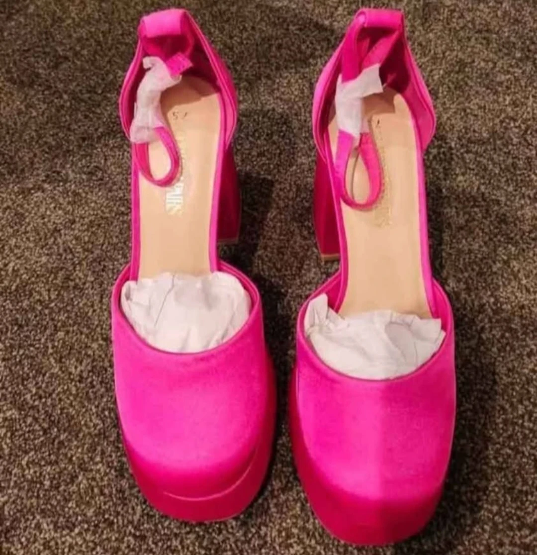 Dream Pairs Hot Pink Platform Heels 🏈 - photo 2