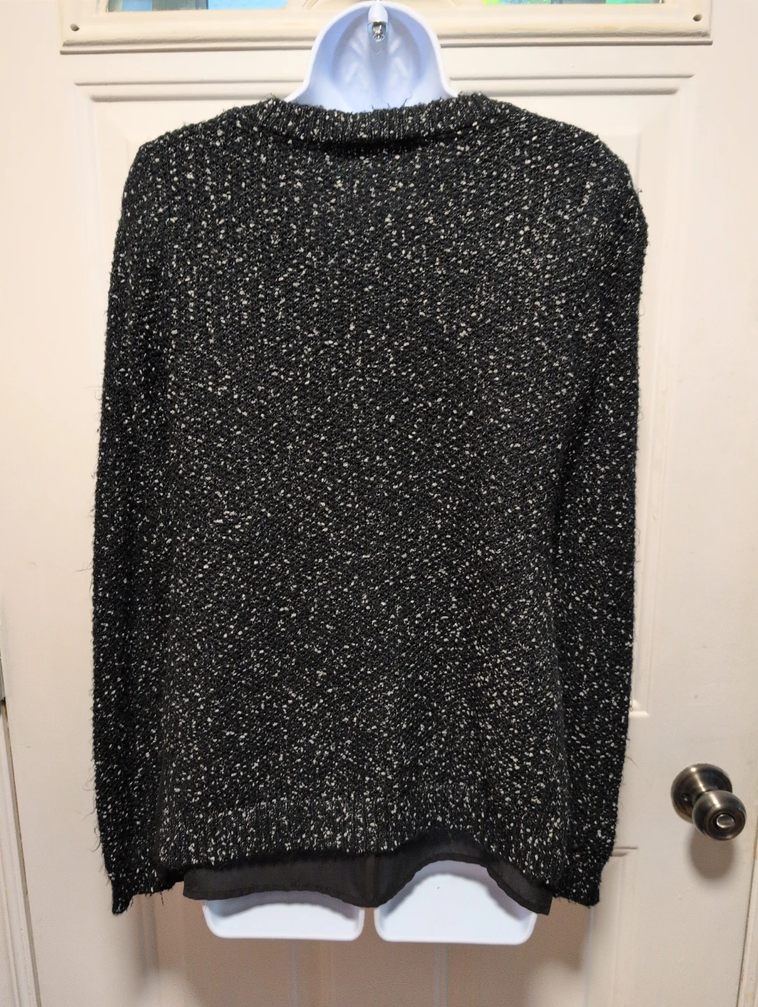 Ricki's black and white knit sweater - photo 4