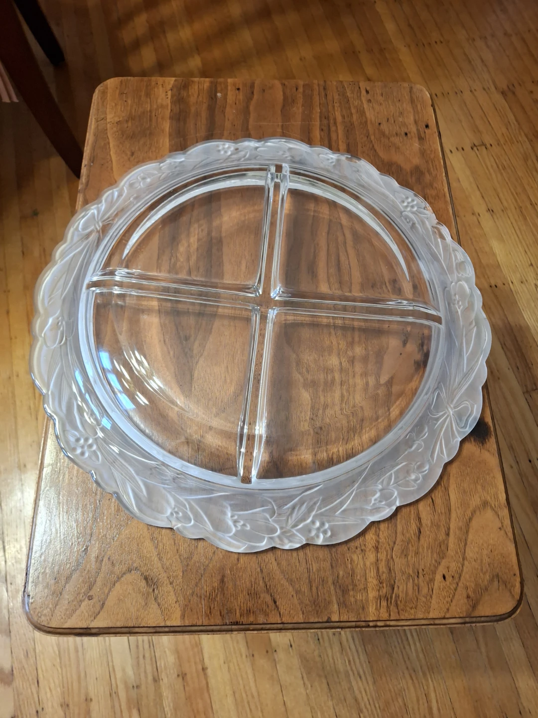 Vintage Frosted Glass Divided Serving Platter - photo 3