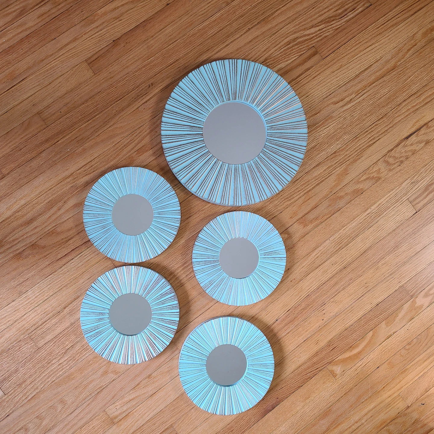 Set of 5 Decorative plastic mint & gold Sunburst Mirrors