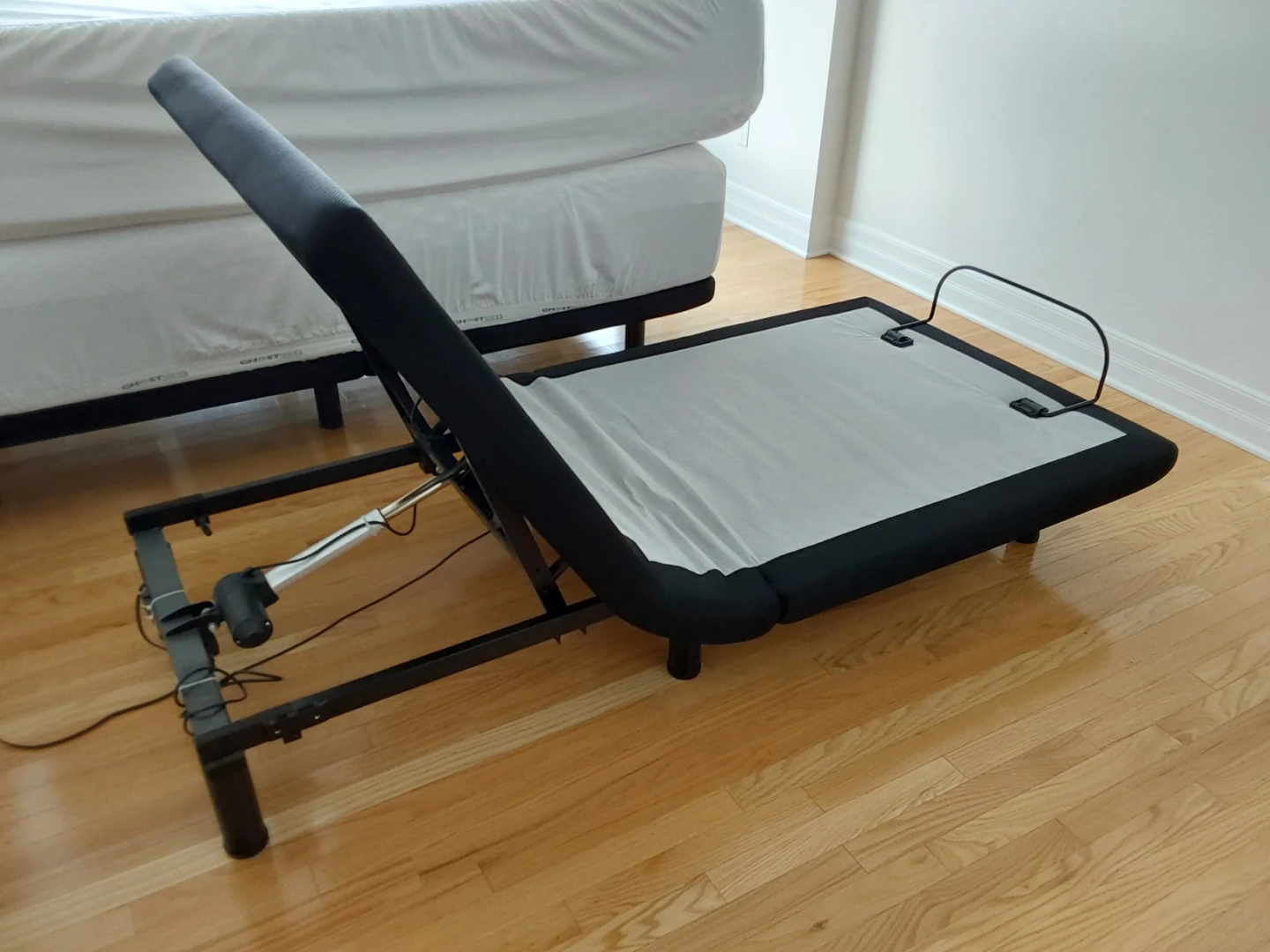 2 Twin XL Adjustable Beds for Sale - photo 2