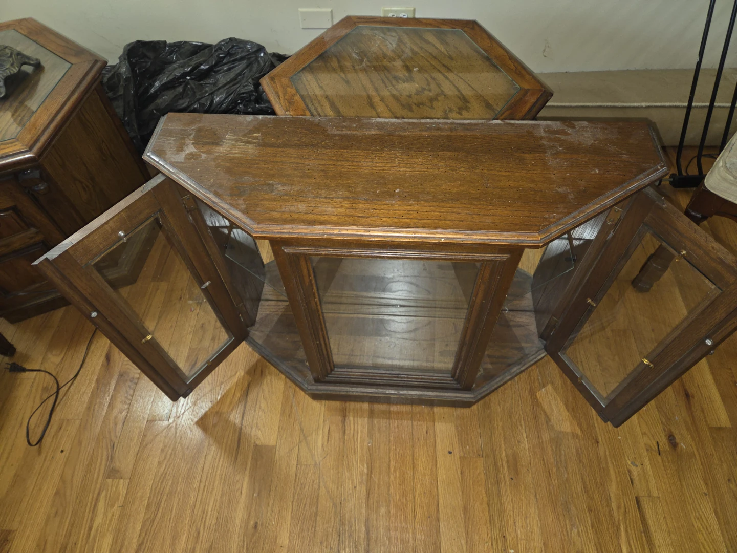 Curio Display Cabinet Lighted - photo 3