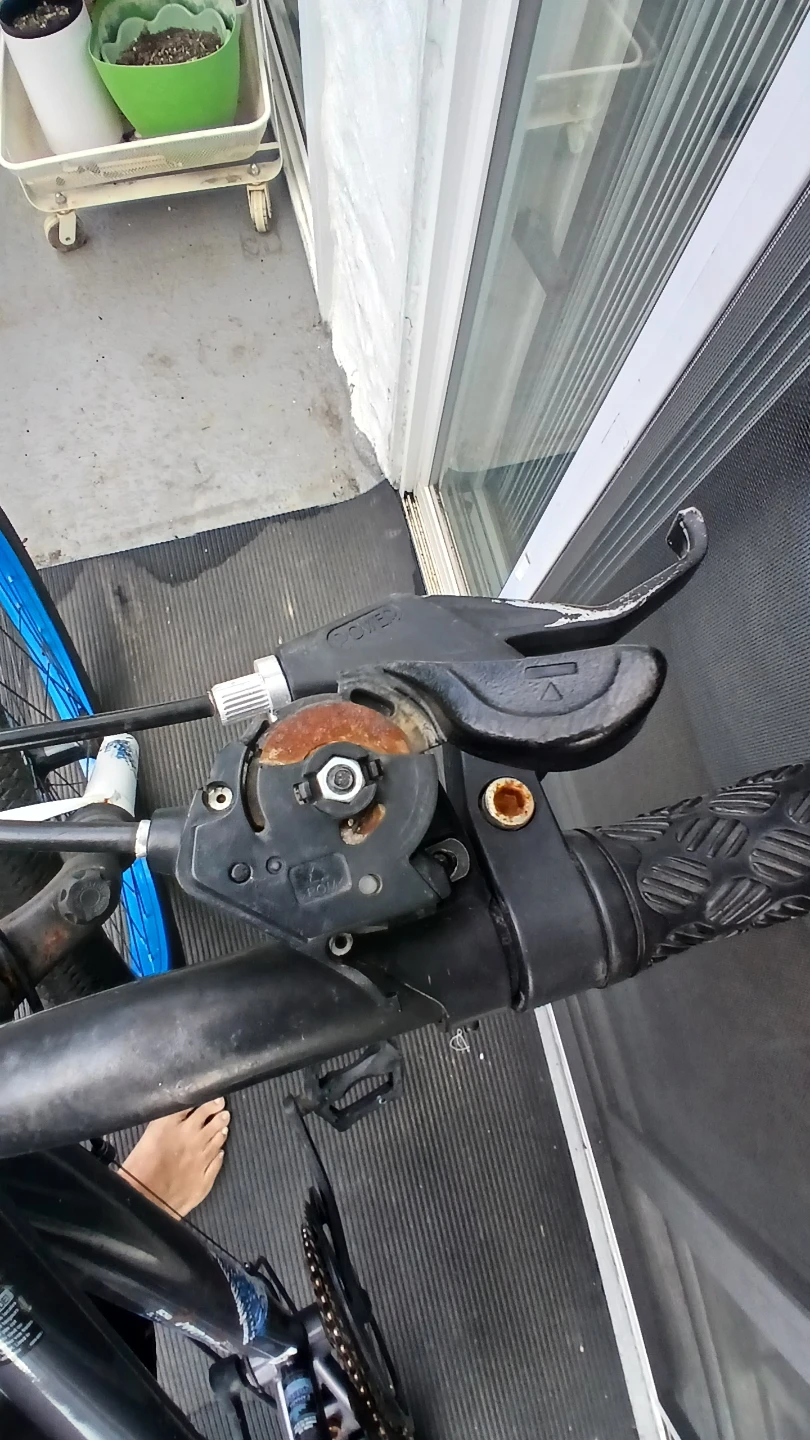 Hyper Havoc Mountain Bike - photo 4
