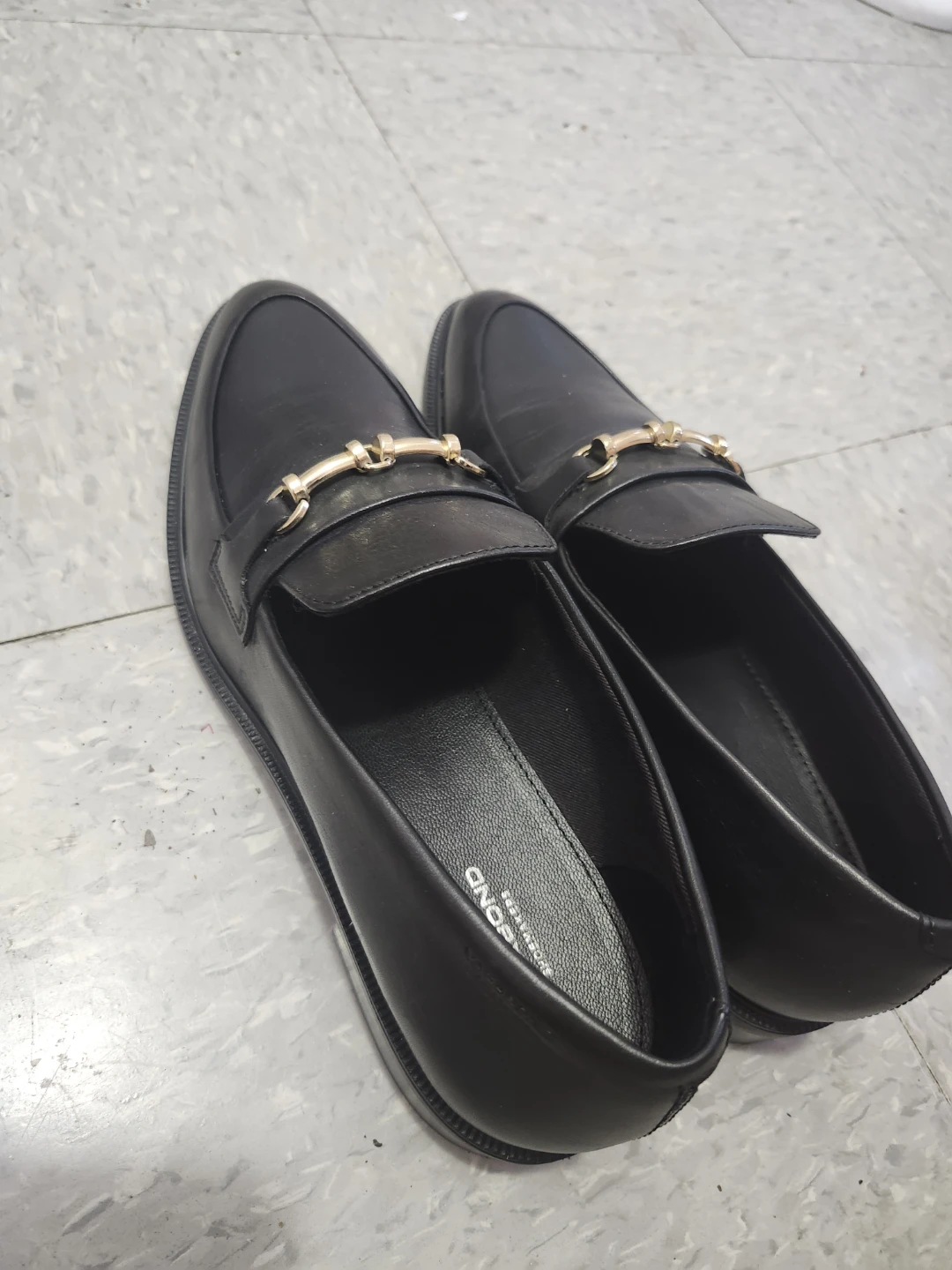 🏈Vagabond Shoemakers Black Loafers Size 41