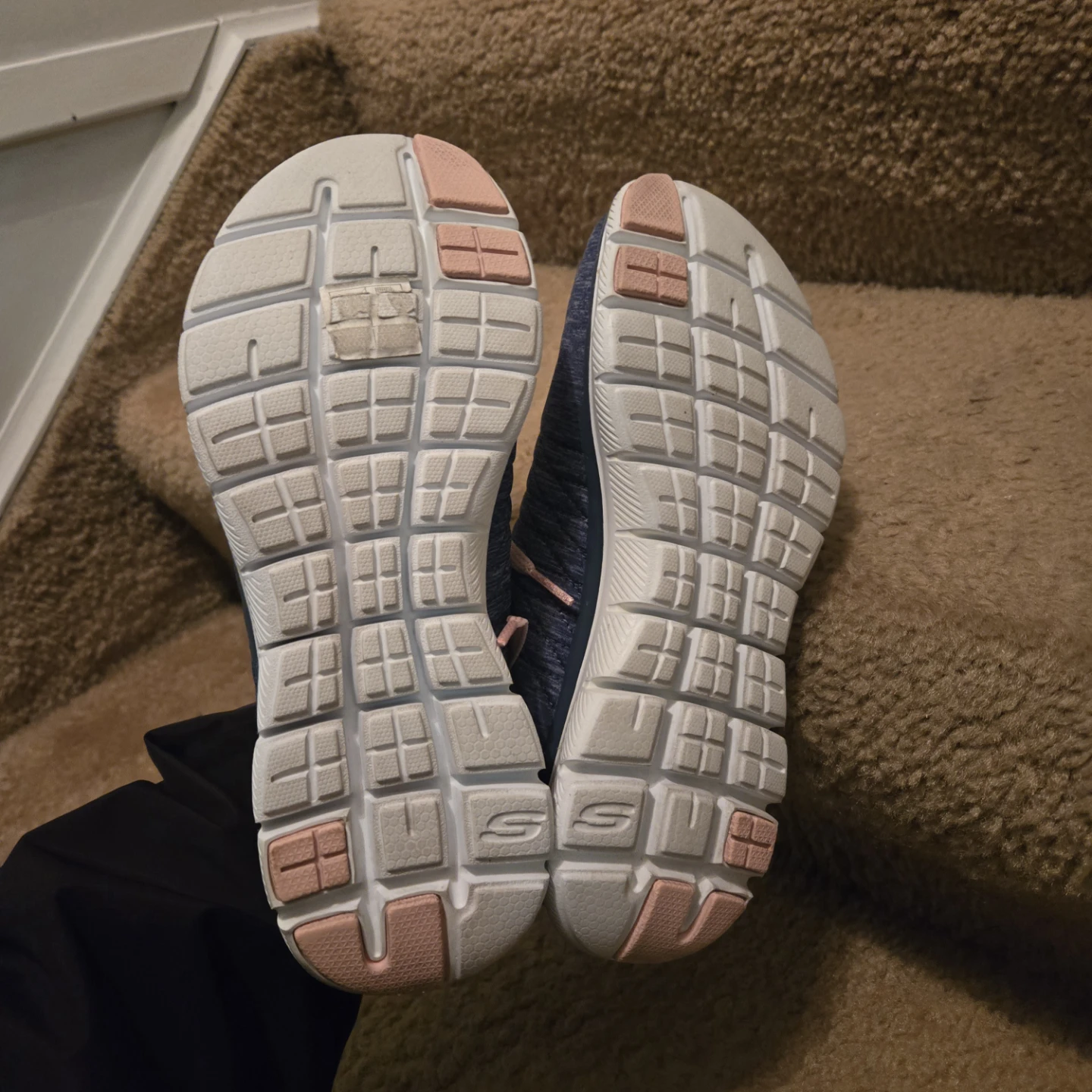Skechers Air-Cooled Sneakers Navy Pink Size 6.5 - photo 3