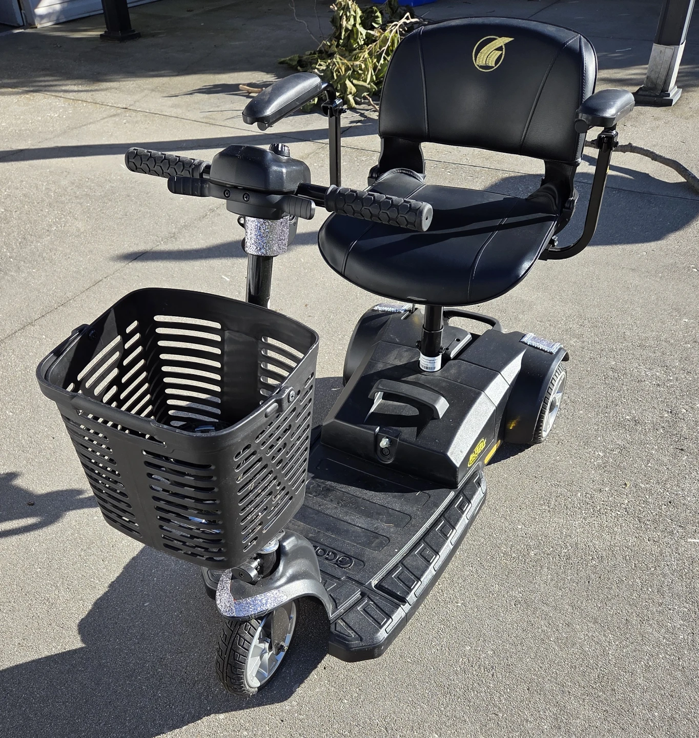 Golden Buzzaround LT Mobility Scooter - photo 2