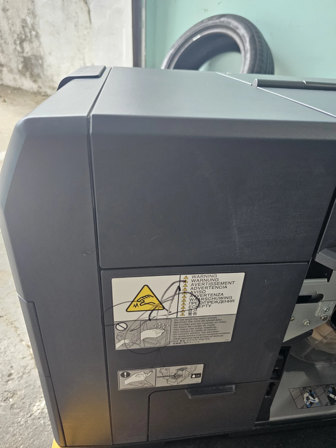 Epson TM-C7500G Color Label Printer - photo 5