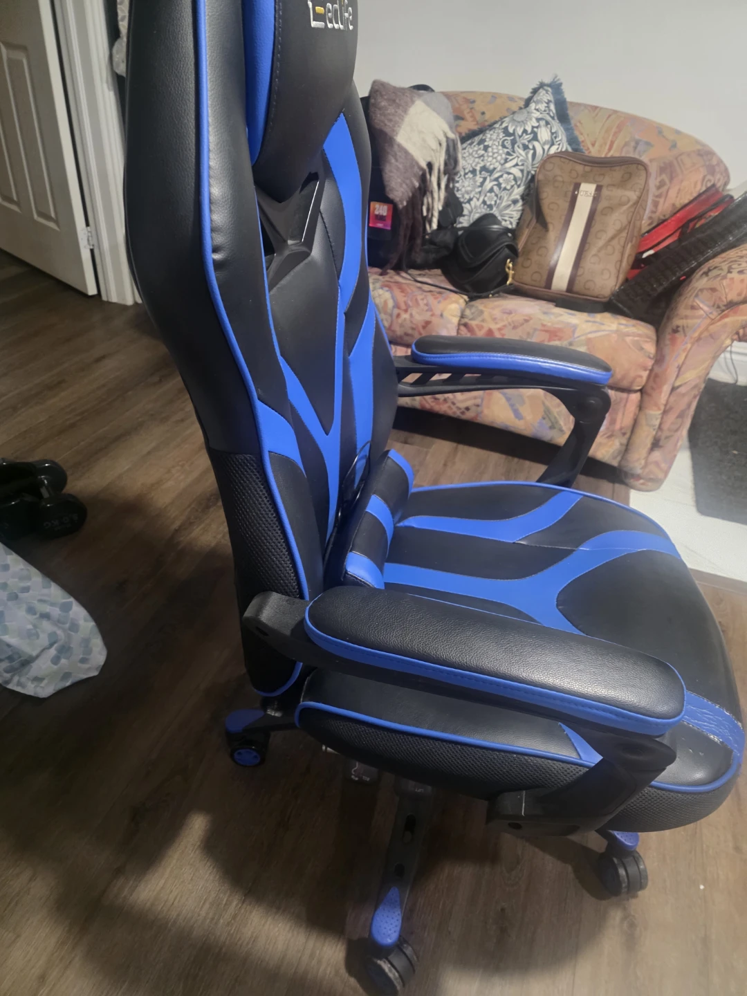 eclife Gaming Chair - photo 2