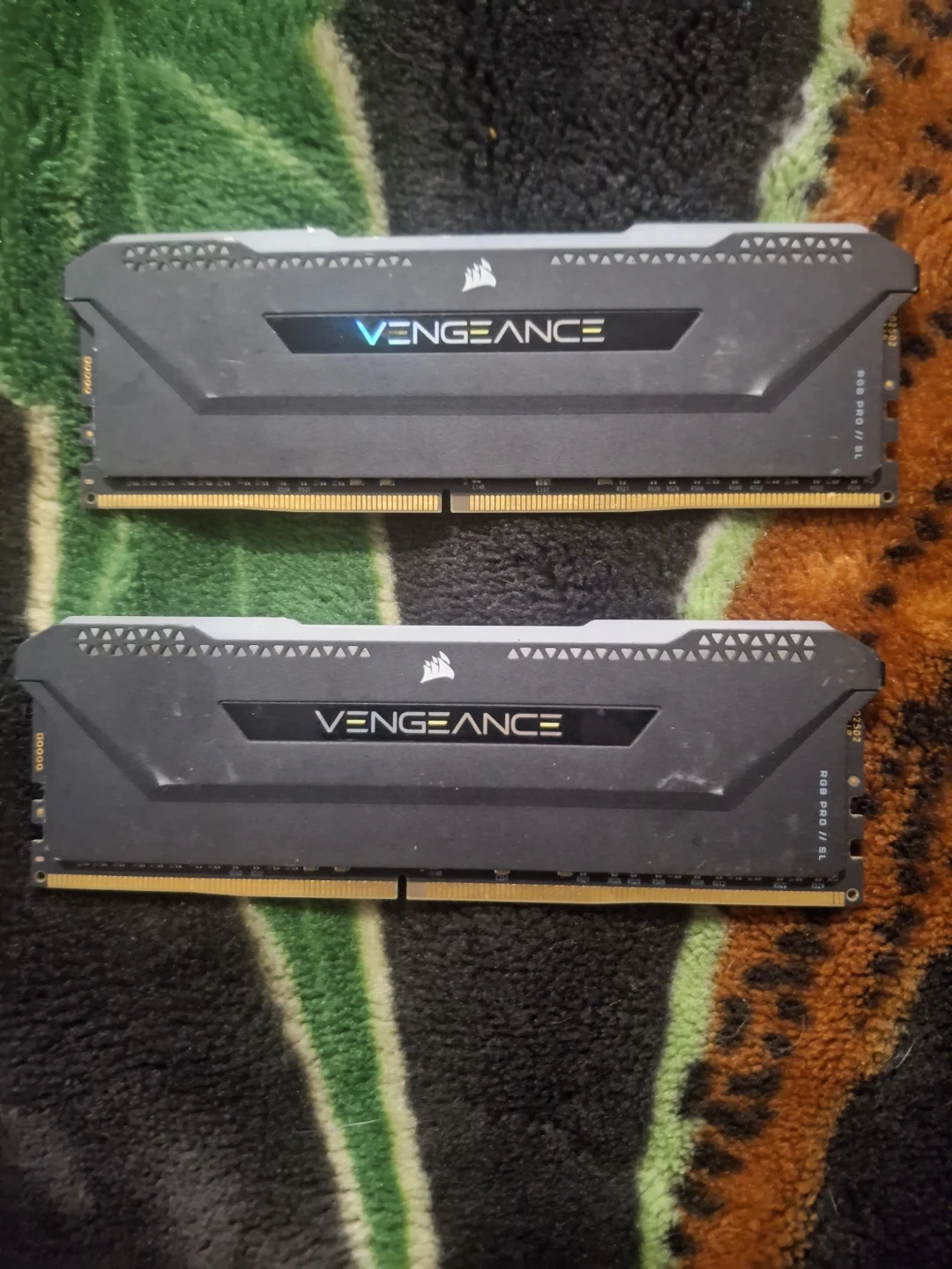 Corsair Vengeance RAM Modules (2x 32GB) - photo 2