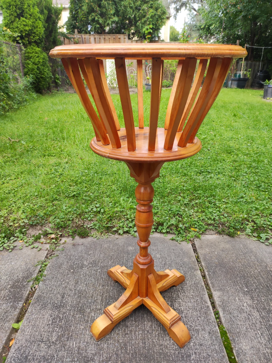 Wooden plant stand - photo 2