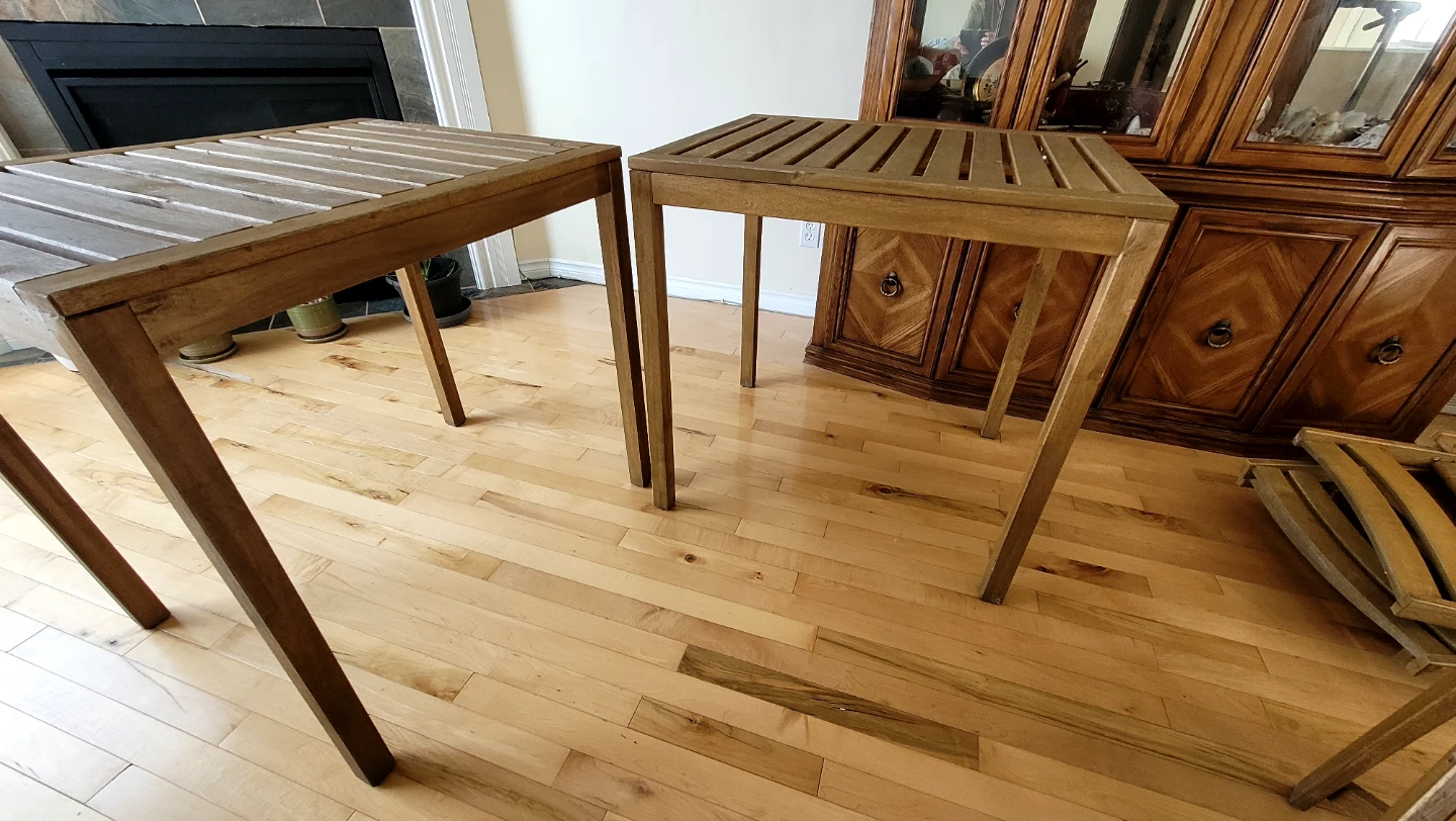 2 Outdoor tables and 4 chairs
