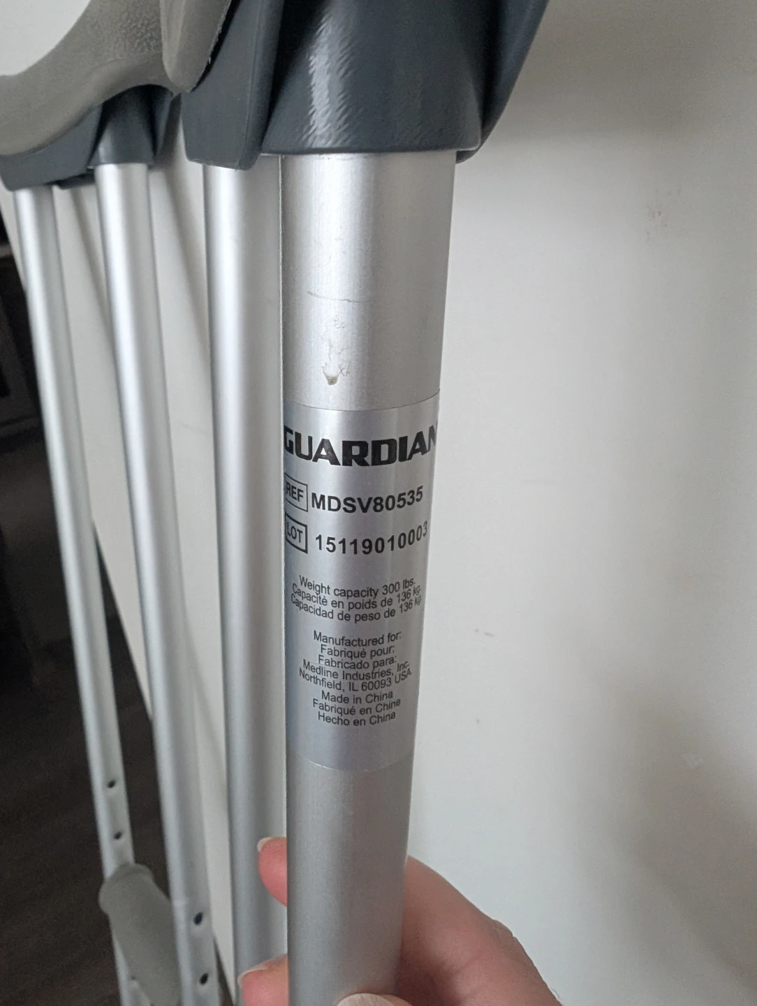 Aluminum Crutches Adjusts to Size 5'2" to 5'10" - photo 3