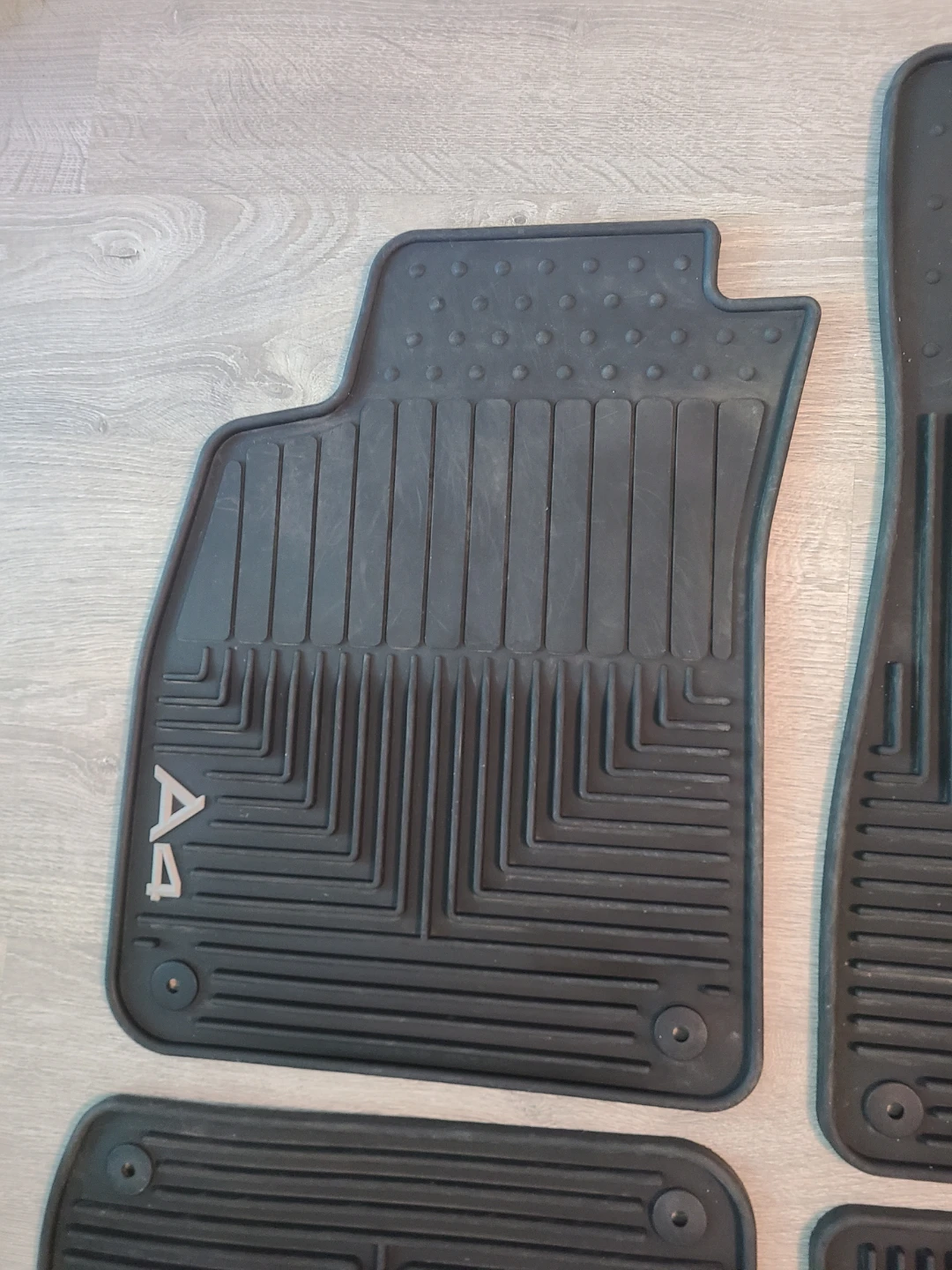Audi A4 All-Weather Floor Mats - photo 2