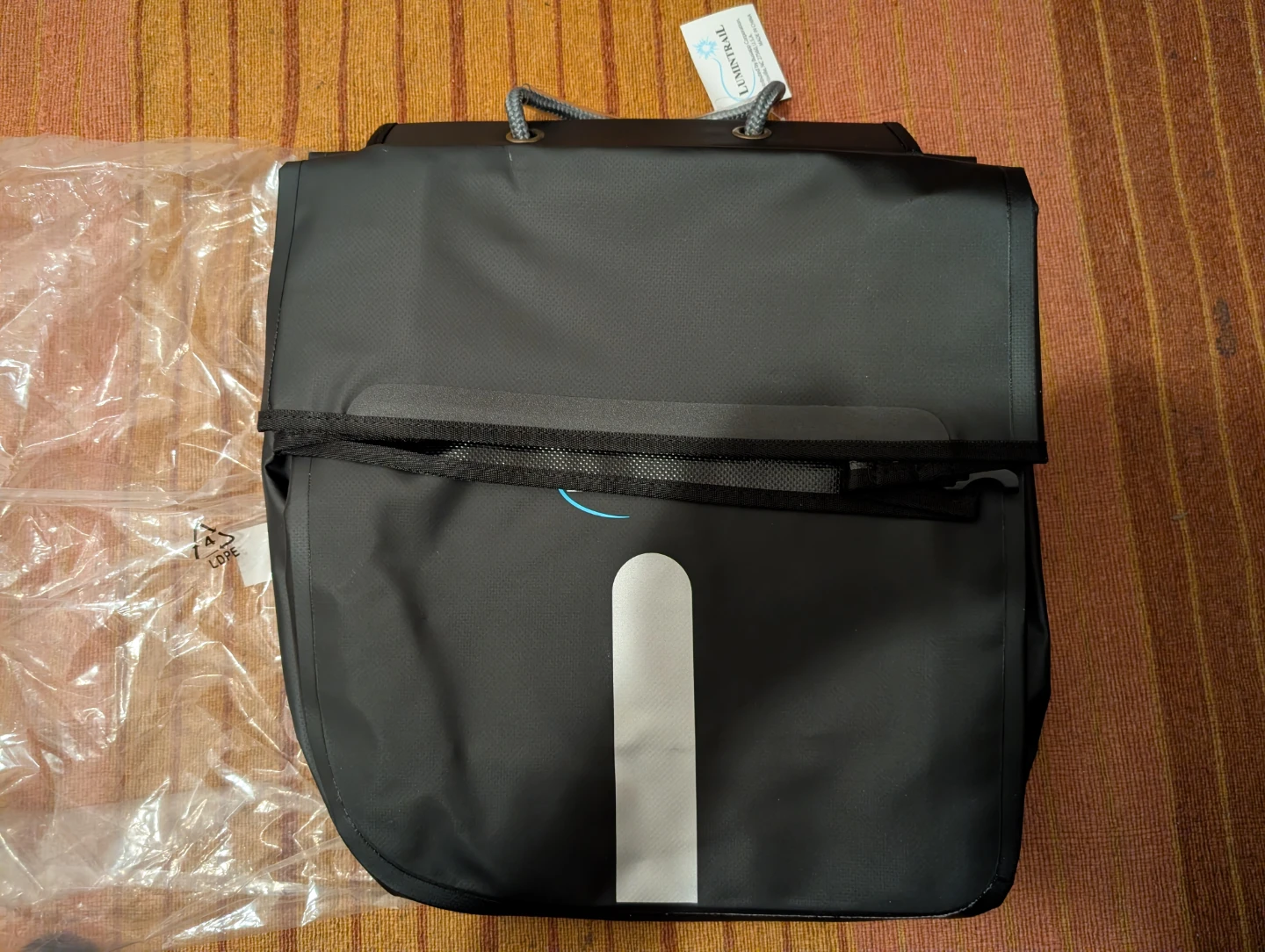 Dual waterproof pannier bag for bikes - photo 2
