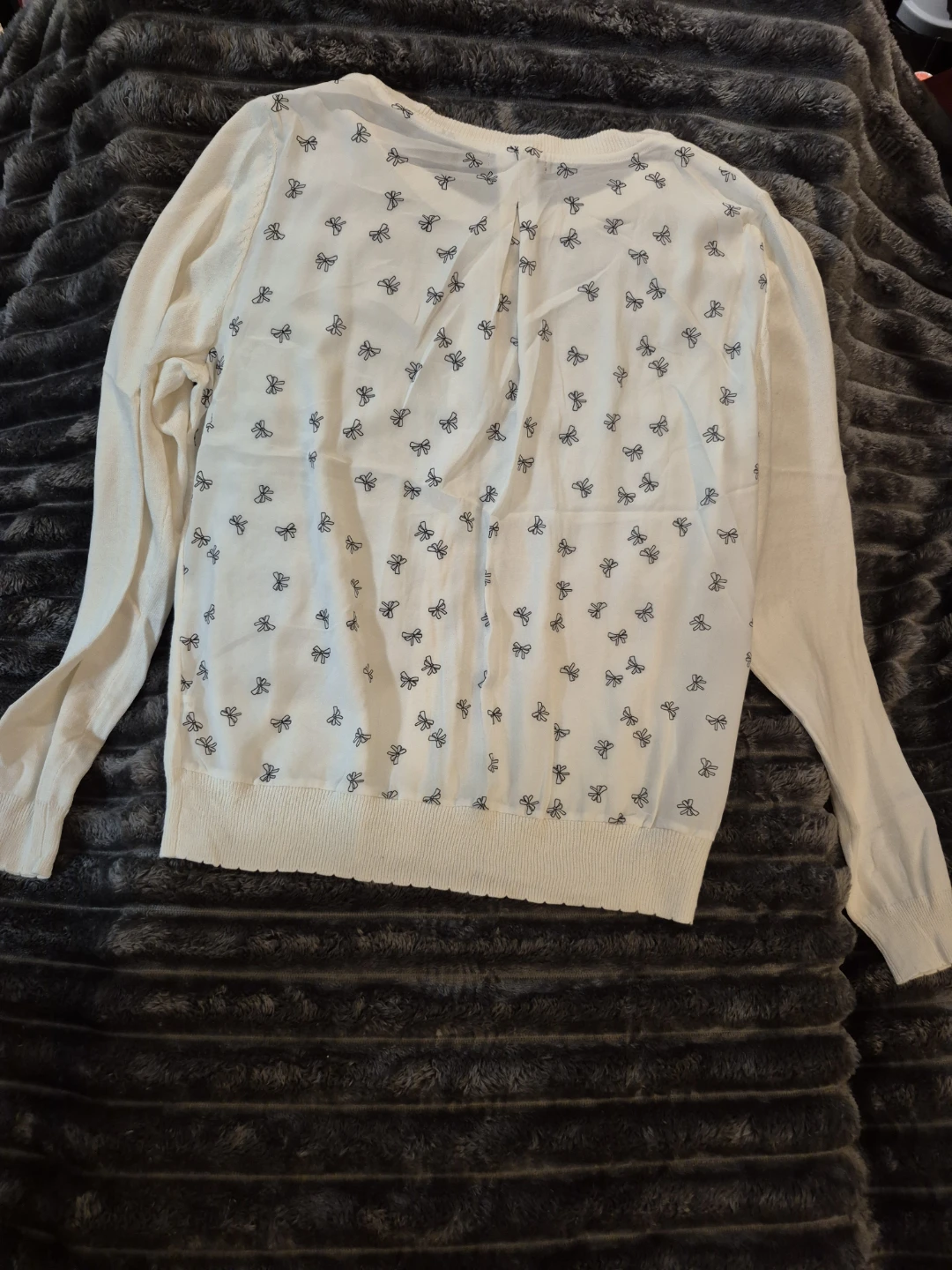 RW&Co. cream cardigan with bow print - photo 2