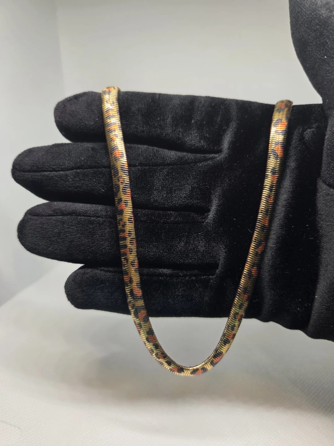 Cheetah Print Herringbone Necklace in Stainless Steel - photo 2