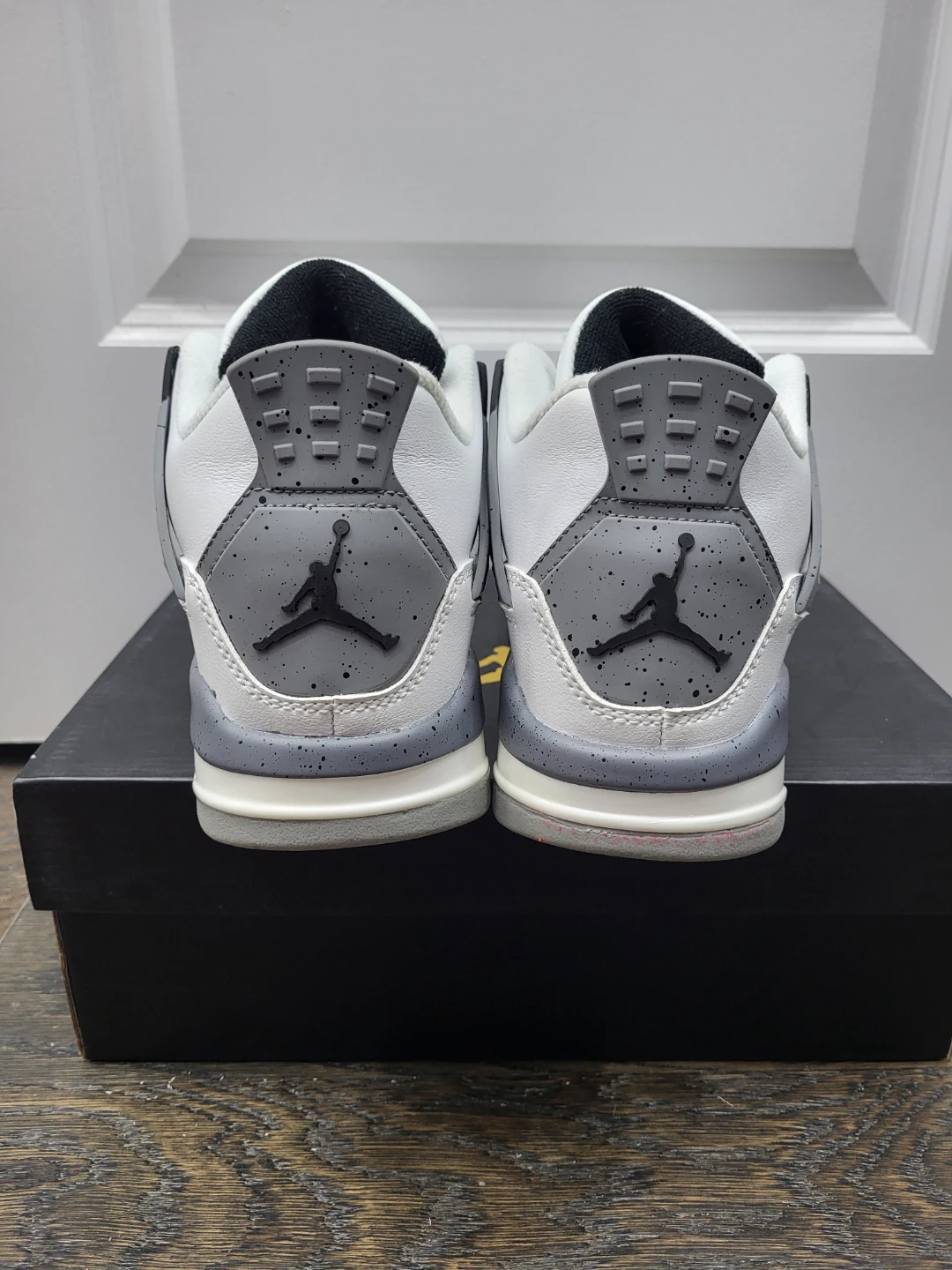 Air Jordan 4 White Cement - photo 4