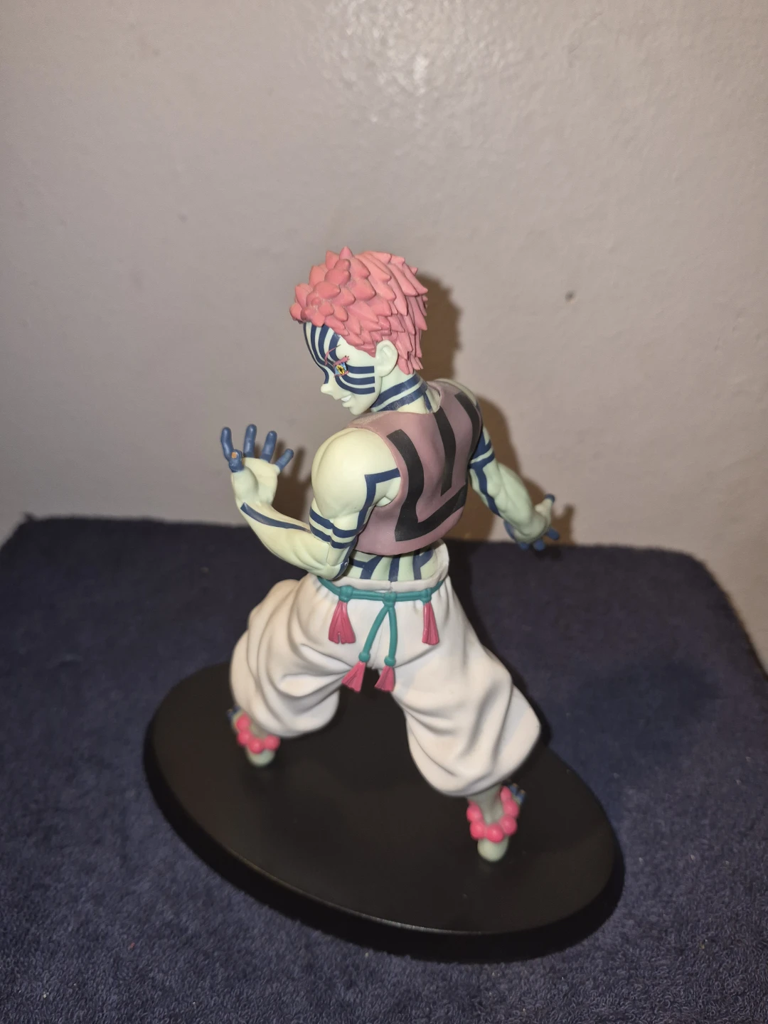 Demon Slayer Akaza Figure - photo 3