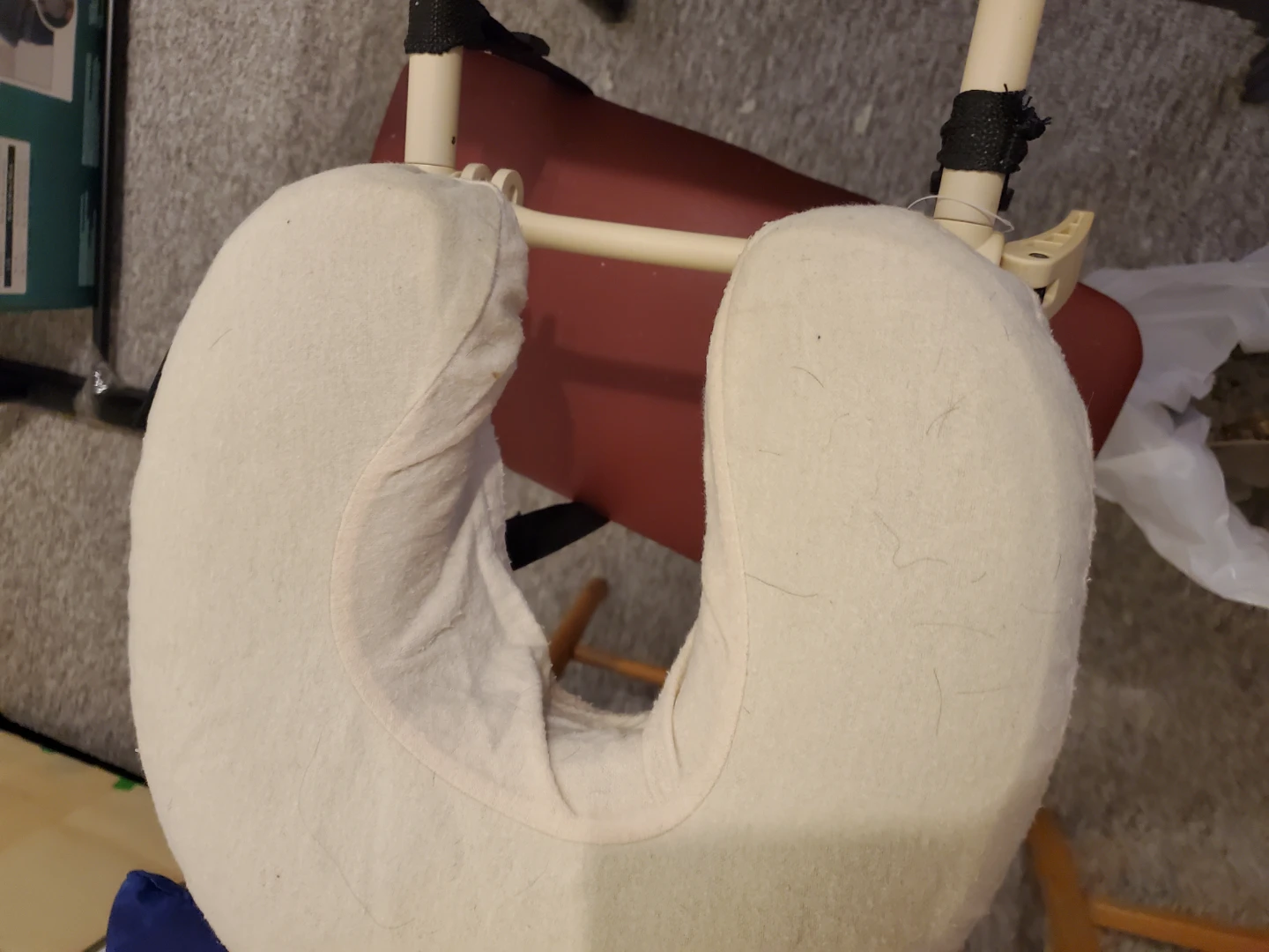 Free Master Massage Equipment portable massage table - photo 4