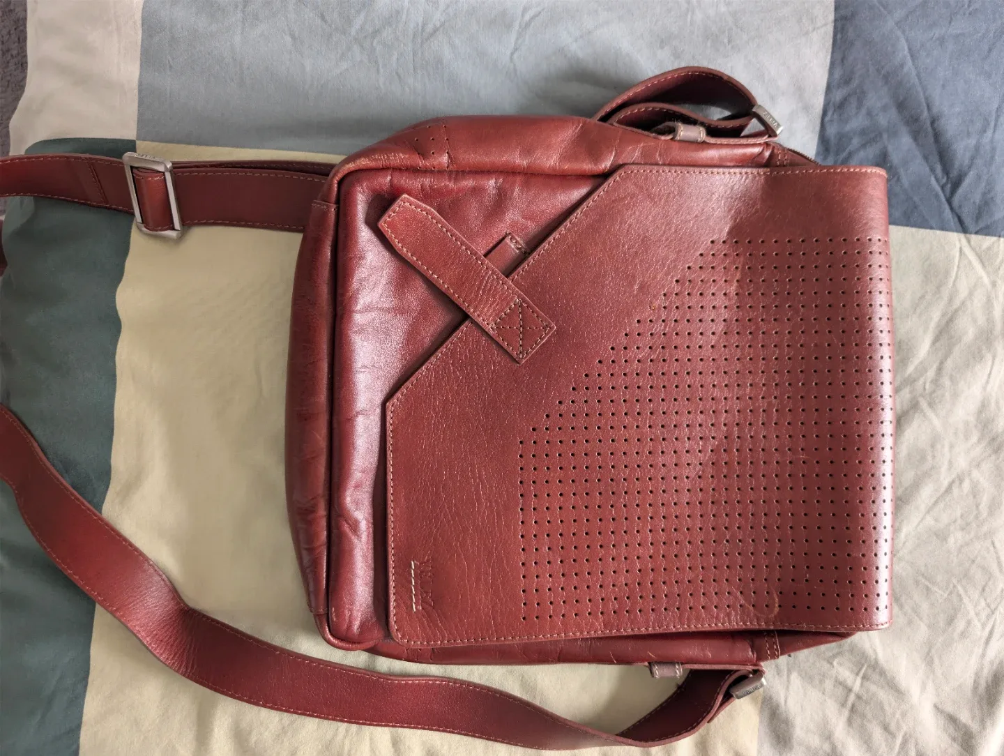 Velez Brown Leather Crossbody Messenger Bag