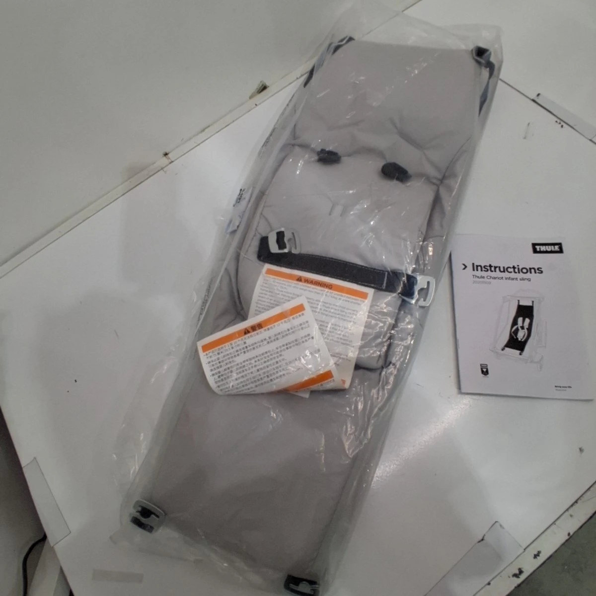 Thule Chariot Infant Sling- BRAND NEW - photo 2
