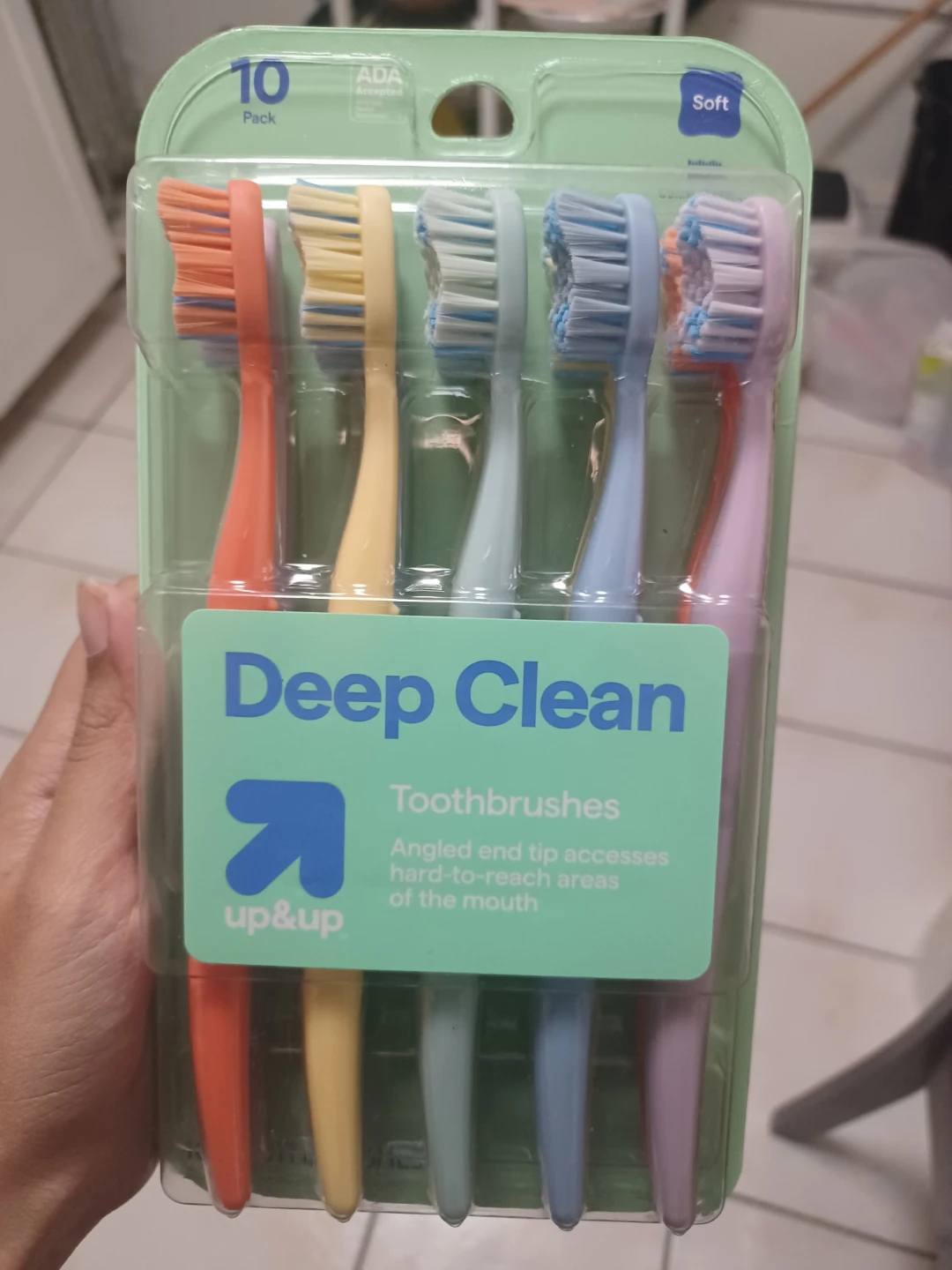 up&up Deep Clean Soft Toothbrushes, 10 Pack